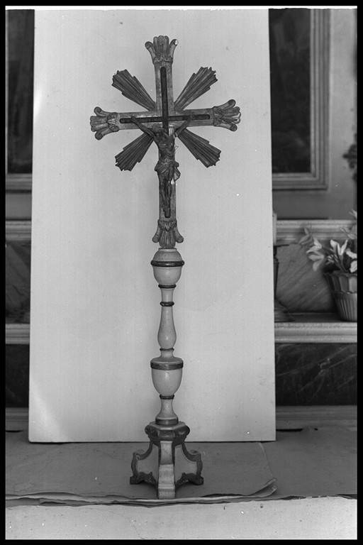 croce d'altare, elemento d'insieme - manifattura emiliana (inizio sec. XIX)