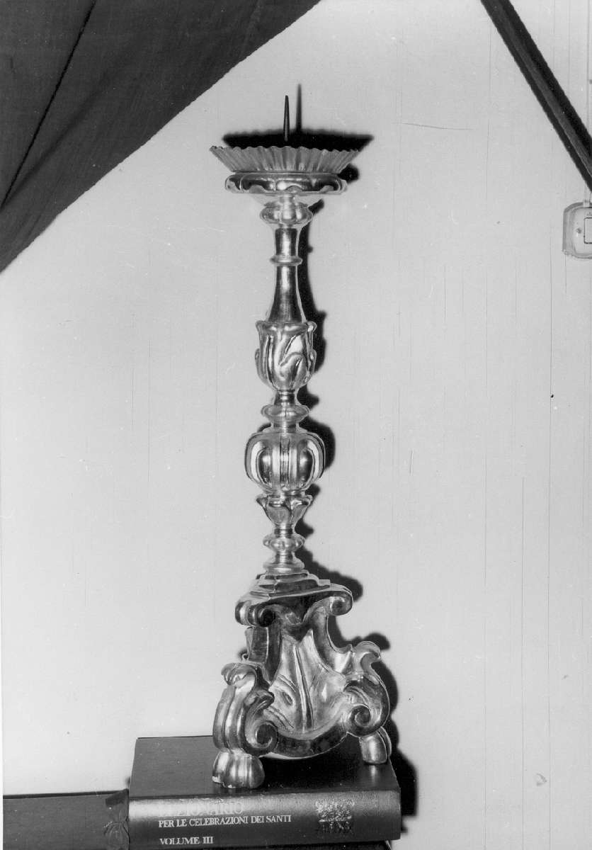 candeliere d'altare, serie - manifattura emiliana (seconda metà sec. XVII)
