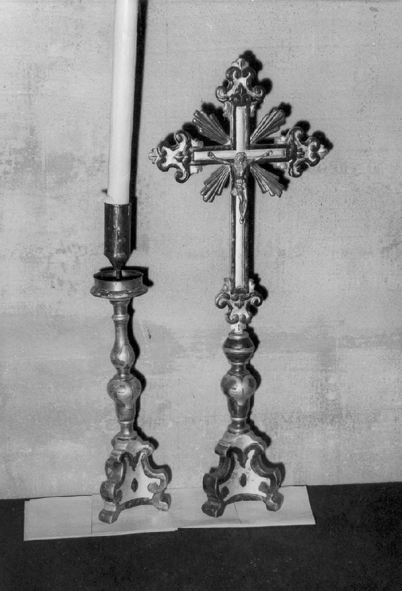candeliere d'altare, serie - manifattura reggiana (sec. XIX)