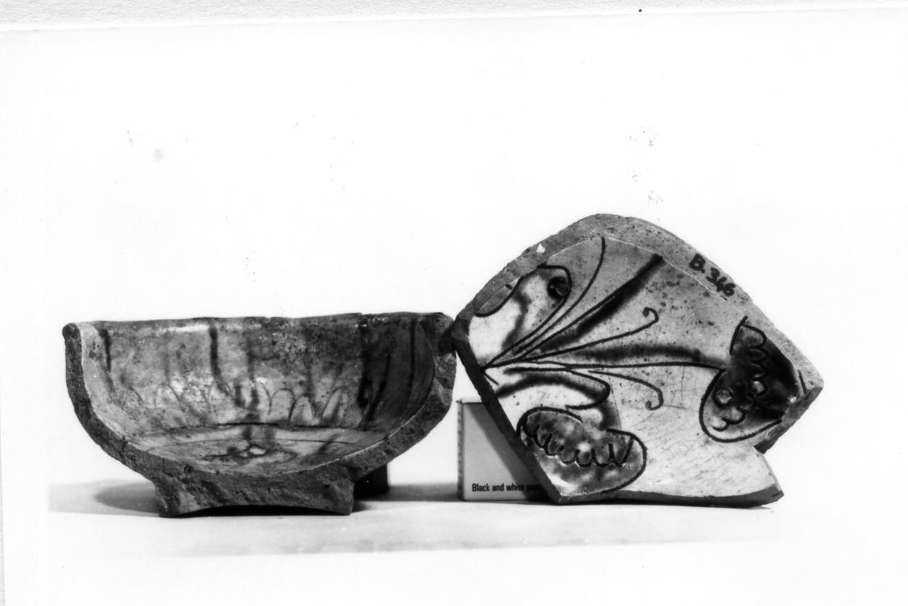 motivi decorativi (ciotola, frammento) - bottega emiliana (metà sec. XV)