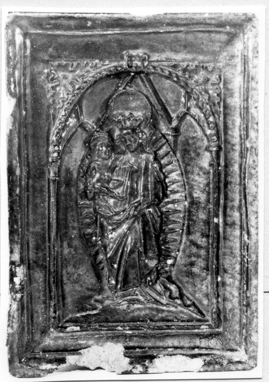 Madonna con Bambino (formella) - bottega tirolese (inizio sec. XVIII)