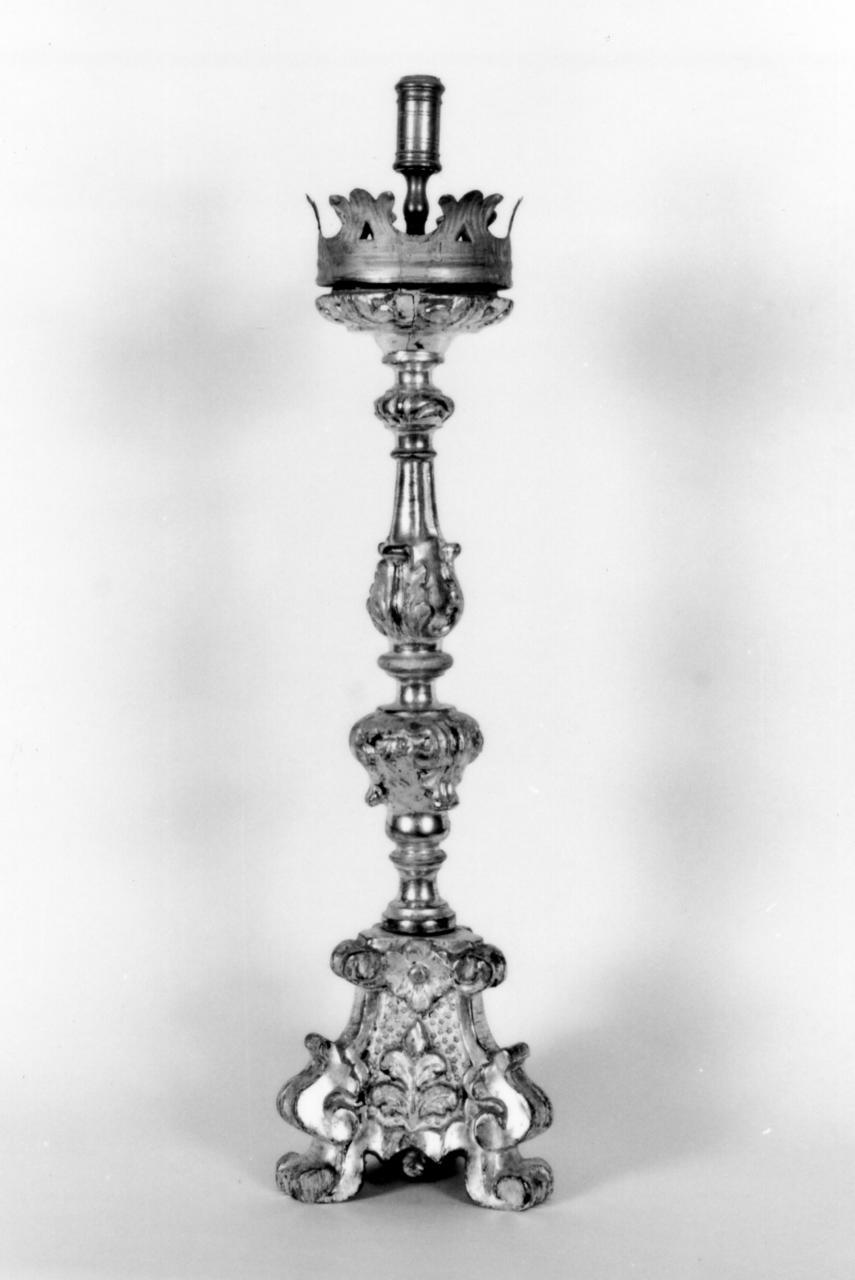 candeliere d'altare, serie - bottega modenese (sec. XVIII)