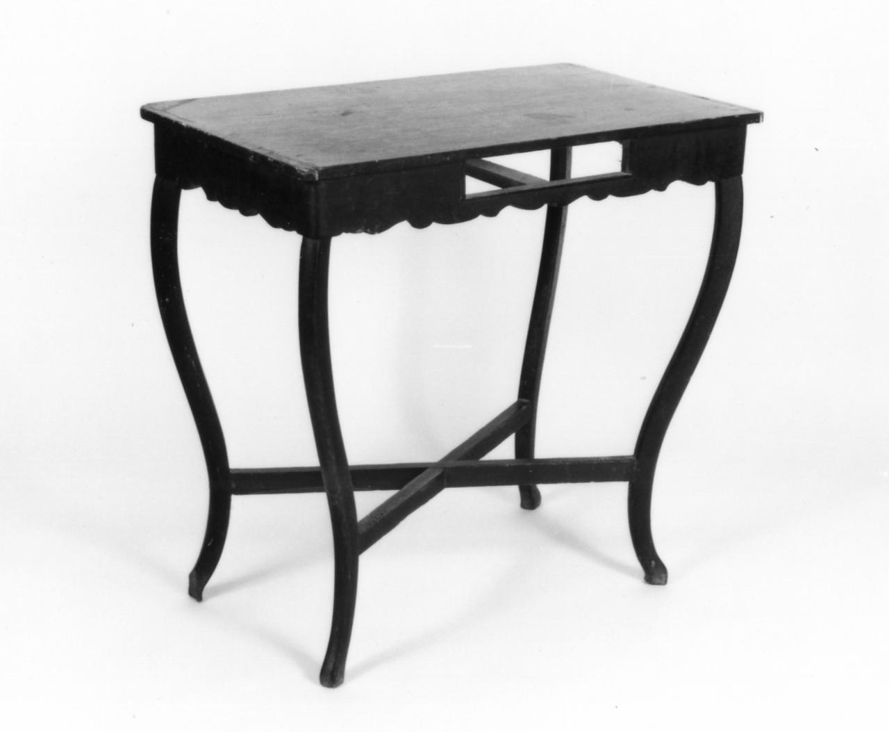 tavolino - bottega modenese (sec. XVIII)