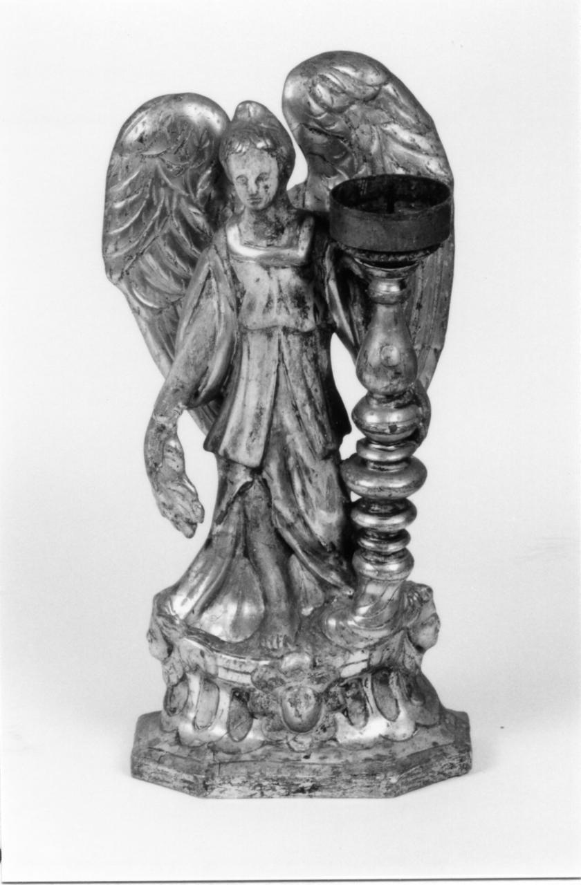 angelo (statuetta portacandelabro, serie) - bottega emiliana (prima metà sec. XVII)