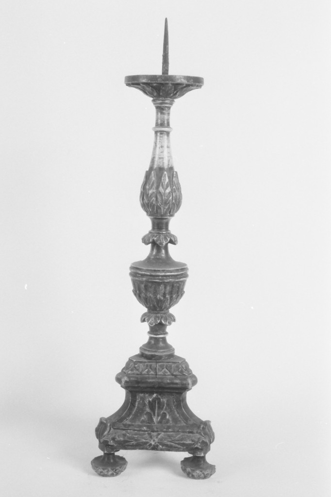 candeliere d'altare, serie - manifattura emiliana (sec. XVIII)