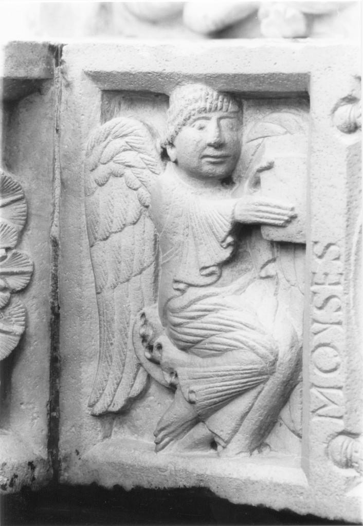 angelo (rilievo) di Wiligelmo (secc. XI/ XII)