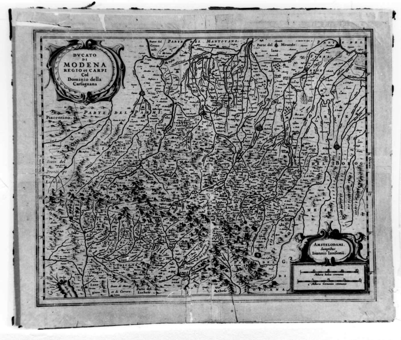carta geografica del Ducato di Modena, Reggio Emilia, Carpi con dominio della Garfagnana (stampa) - ambito olandese (sec. XVIII)