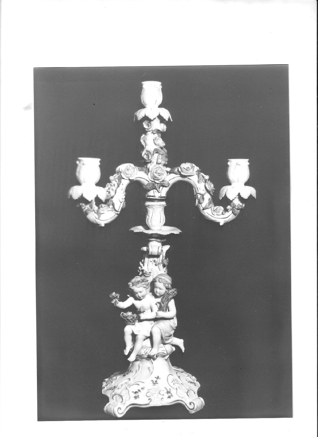 candeliere, coppia - manifattura di Meissen (metà sec. XIX)