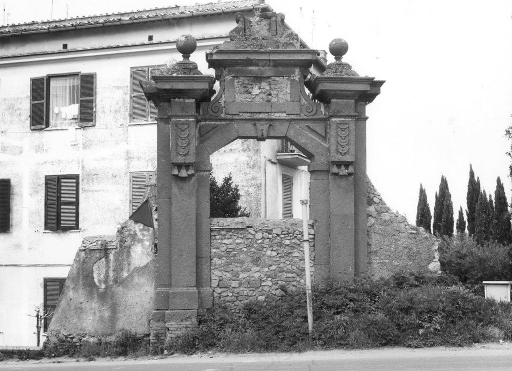 portale - ambito romano (seconda metà sec. XVI)