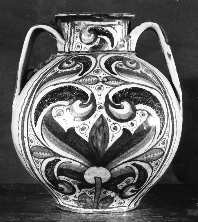 motivo decorativo floreale (vaso da farmacia, elemento d'insieme) di Maestro Leonardo fiorentino (attribuito) (sec. XVI)