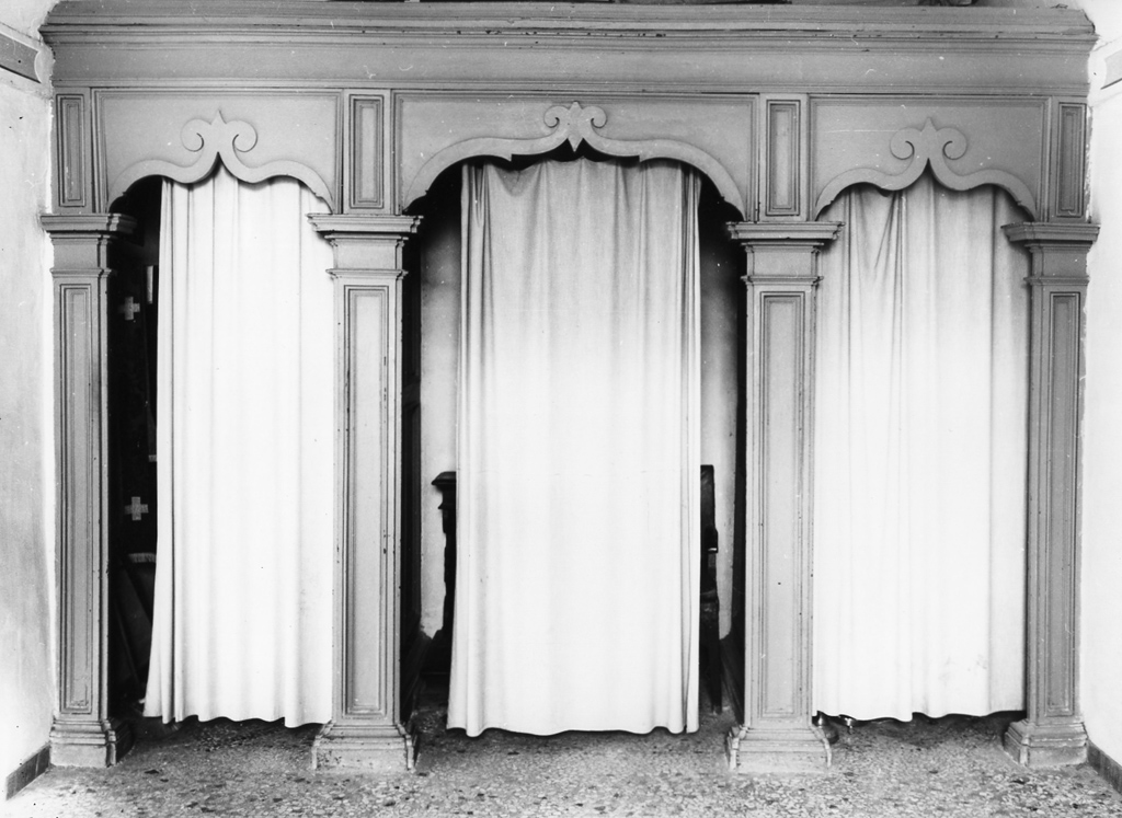 mobile da sacrestia - ambito laziale (prima metà sec. XX)