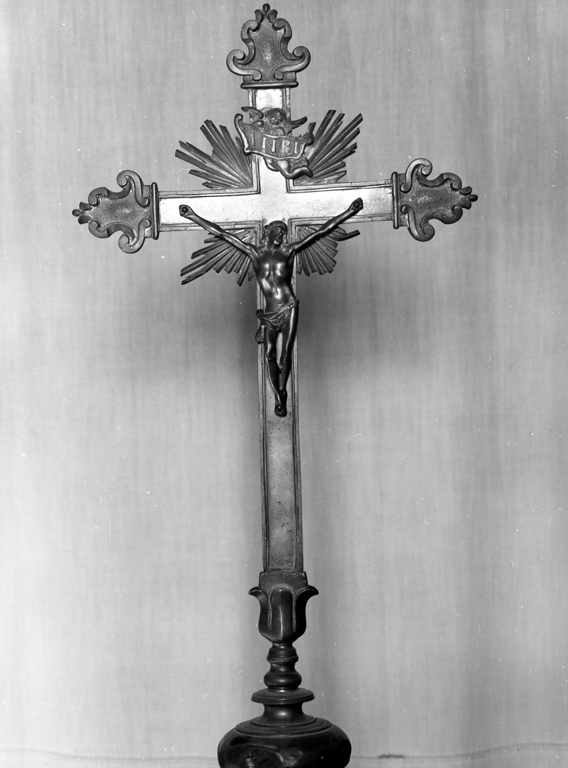 croce processionale - ambito laziale (prima metà sec. XX)
