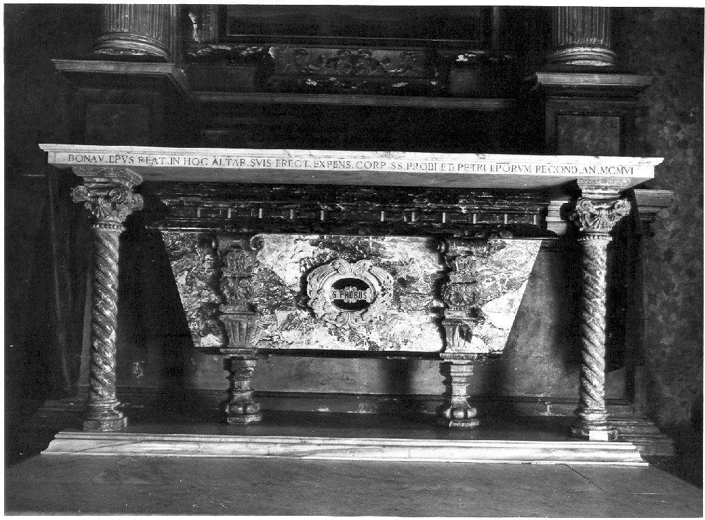 altare di Colarieti Tosti Giuseppe (sec. XX)