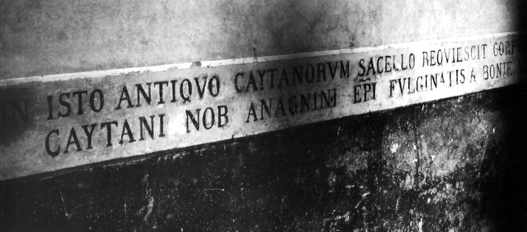 lapide tombale - ambito laziale (sec. XIV)