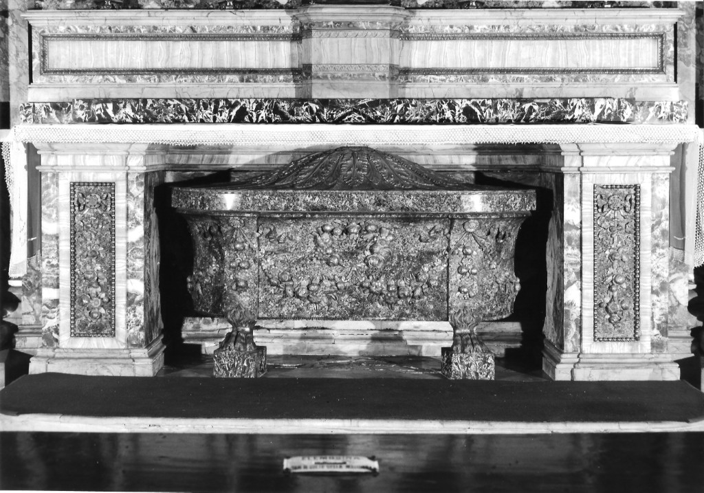 sarcofago - a cassa di Navone Francesco (attribuito) (fine sec. XVIII)