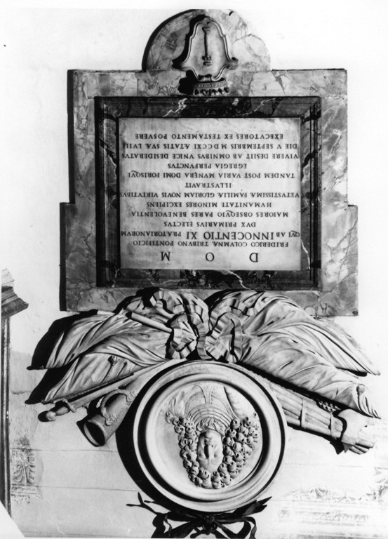 monumento funebre - maestranze romane (sec. XVIII)