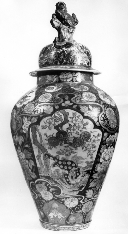 vaso - manifattura giapponese, manifattura Arita (Imari) (inizio sec. XVIII)