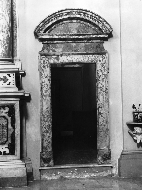 porta, serie - produzione romana (prima metà sec. XVII)