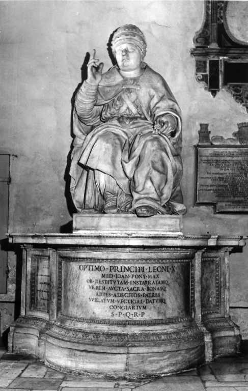 ritratto di ecclesiastico (statua) di Aimo Domenico detto Varignana (sec. XVI)