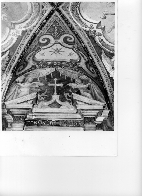 angeli reggicortina, croce (dipinto) di Tarquinio da Viterbo (prima metà sec. XVII)