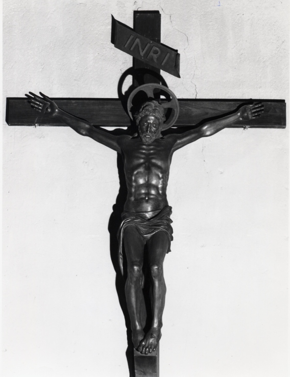 Cristo crocifisso (crocifisso) di Biagini Alfredo (secondo quarto sec. XX)