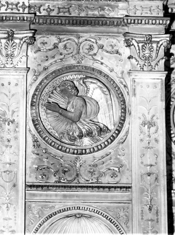 angelo annunciante (rilievo) di Pasquale da Caravaggio (ultimo quarto sec. XV)