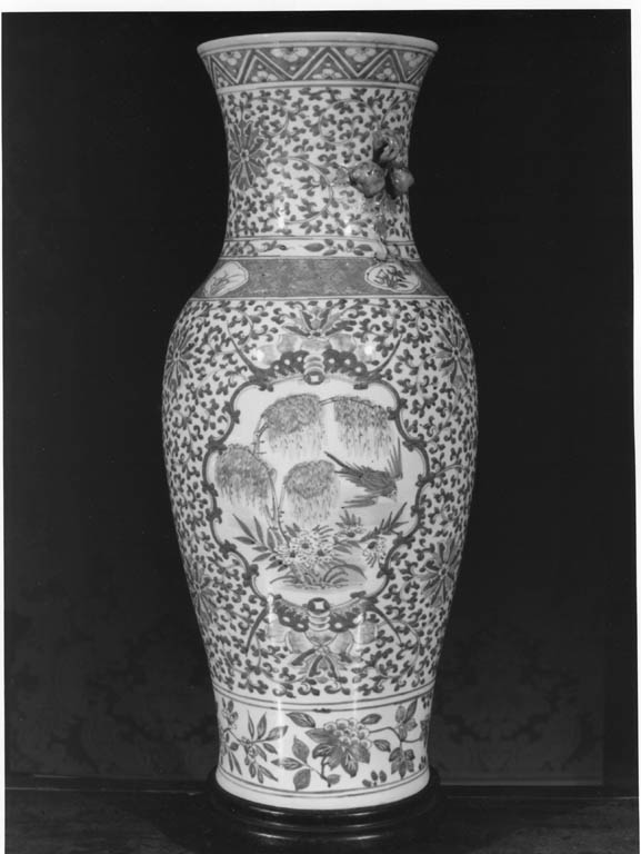 vaso - ambito cinese (metà sec. XVIII)