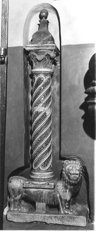 colonna tortile - bottega laziale (sec. XIII)