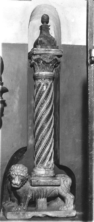 colonna tortile - bottega laziale (sec. XIII)