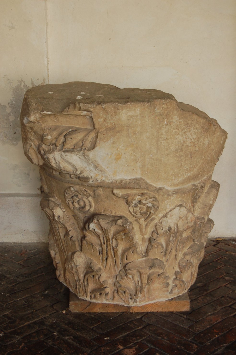 Capitello (scultura, opera isolata) - arte romana (seconda metà sec. I)