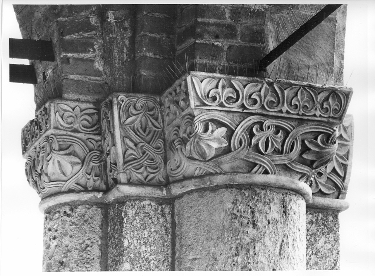 capitello composito, opera isolata - bottega lombarda (seconda metà sec. XIX)