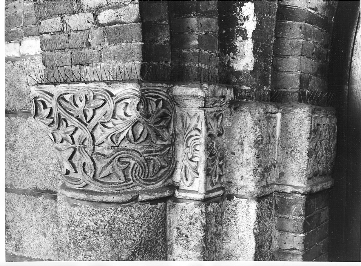 capitello composito, opera isolata - bottega lombarda (seconda metà sec. XIX)