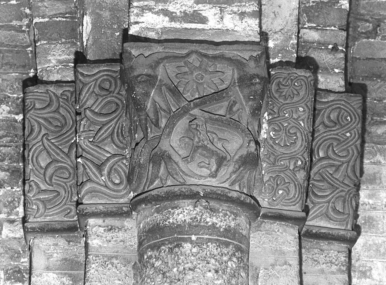 capitello composito, insieme - bottega lombarda (seconda metà sec. XVII, sec. XIX)