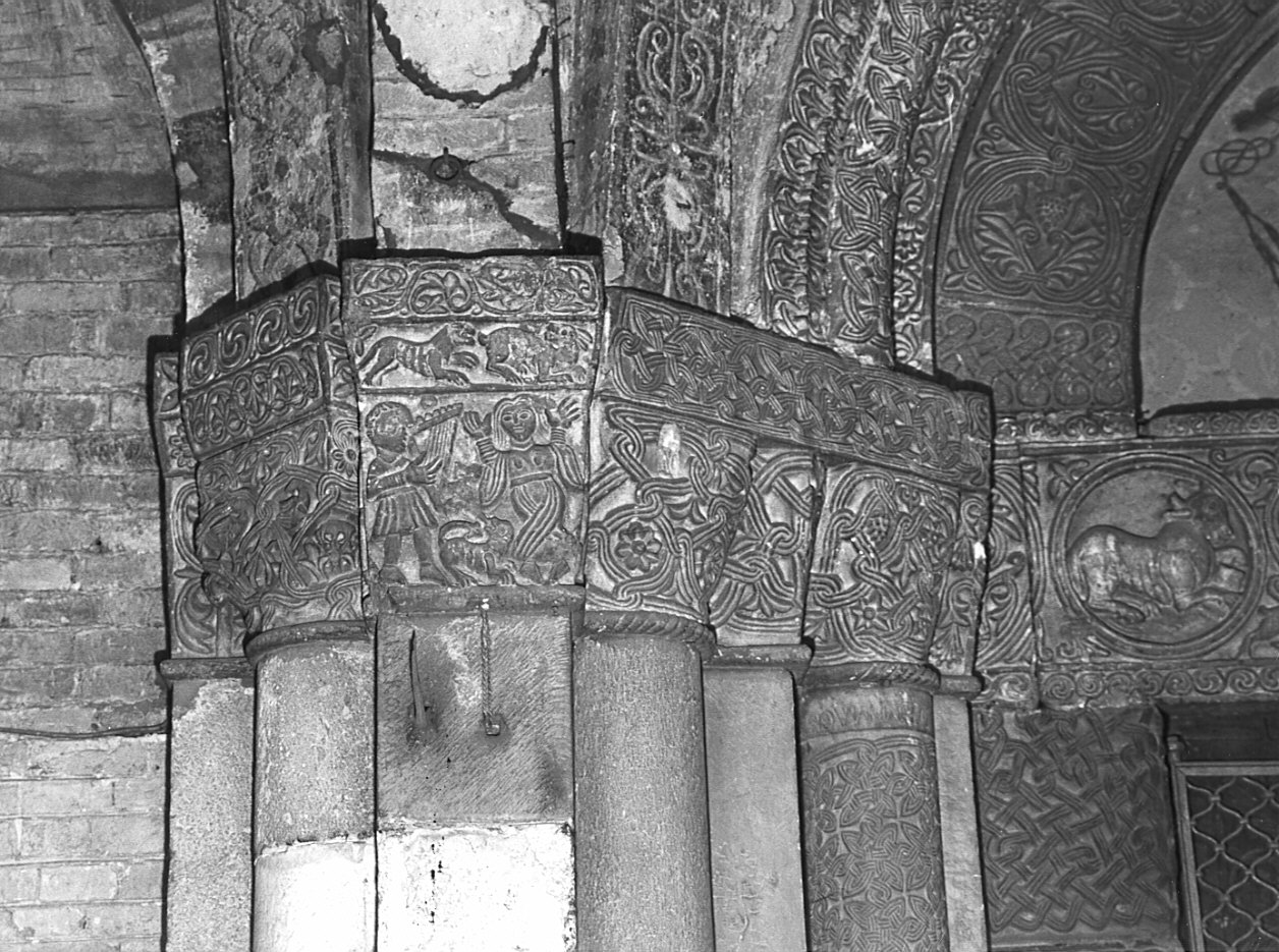 David suona l'arpa (capitello composito, insieme) - bottega lombarda (fine/inizio, inizio secc. VIII/ IX, sec. XII)