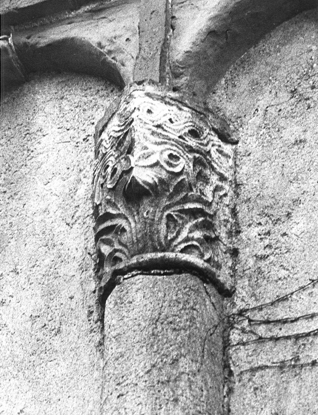 capitello, opera isolata - bottega lombarda (sec. XII)