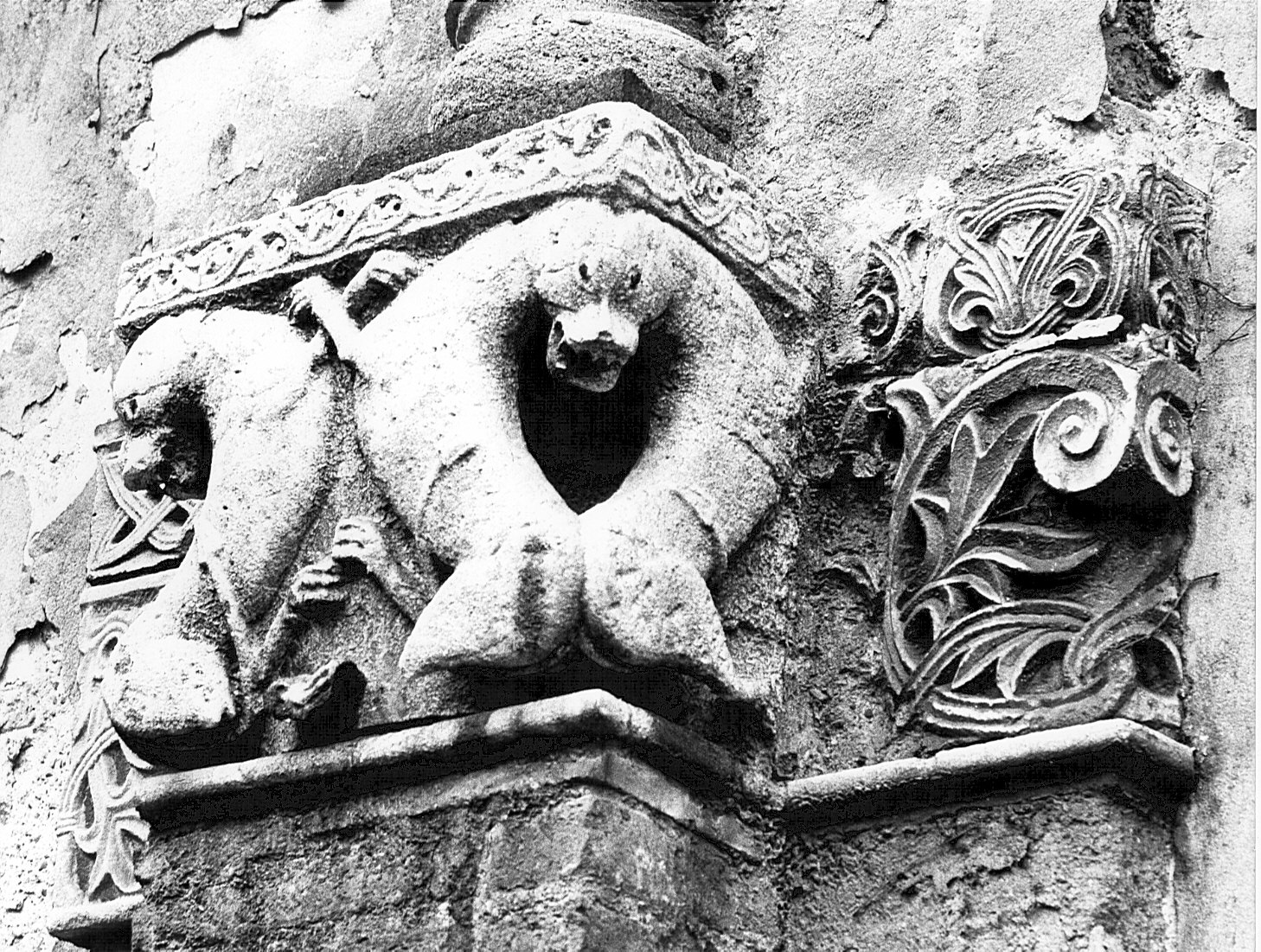 capitello, opera isolata - bottega lombarda (sec. XII, sec. XIX)