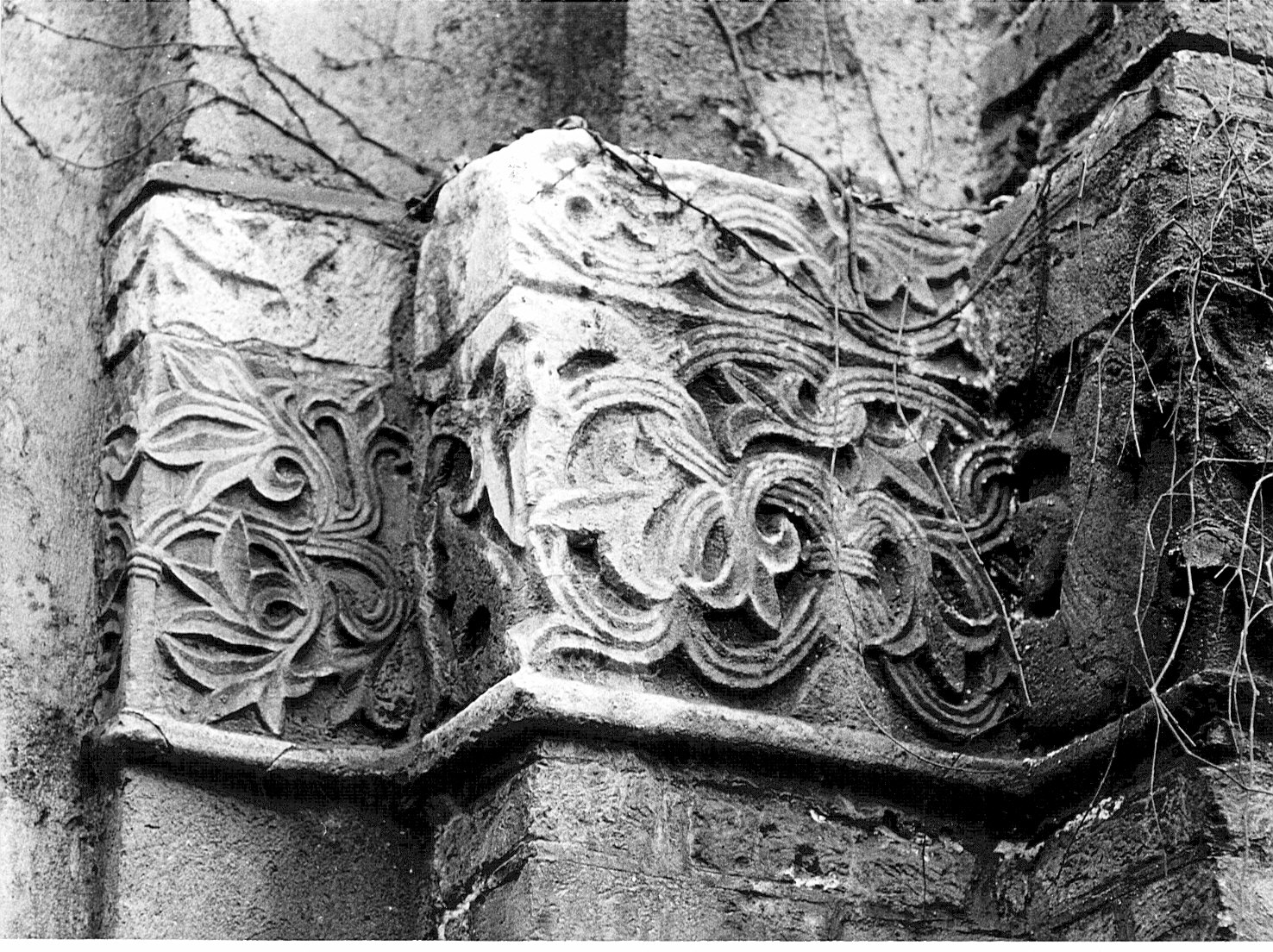 capitello, opera isolata - bottega lombarda (sec. XII)