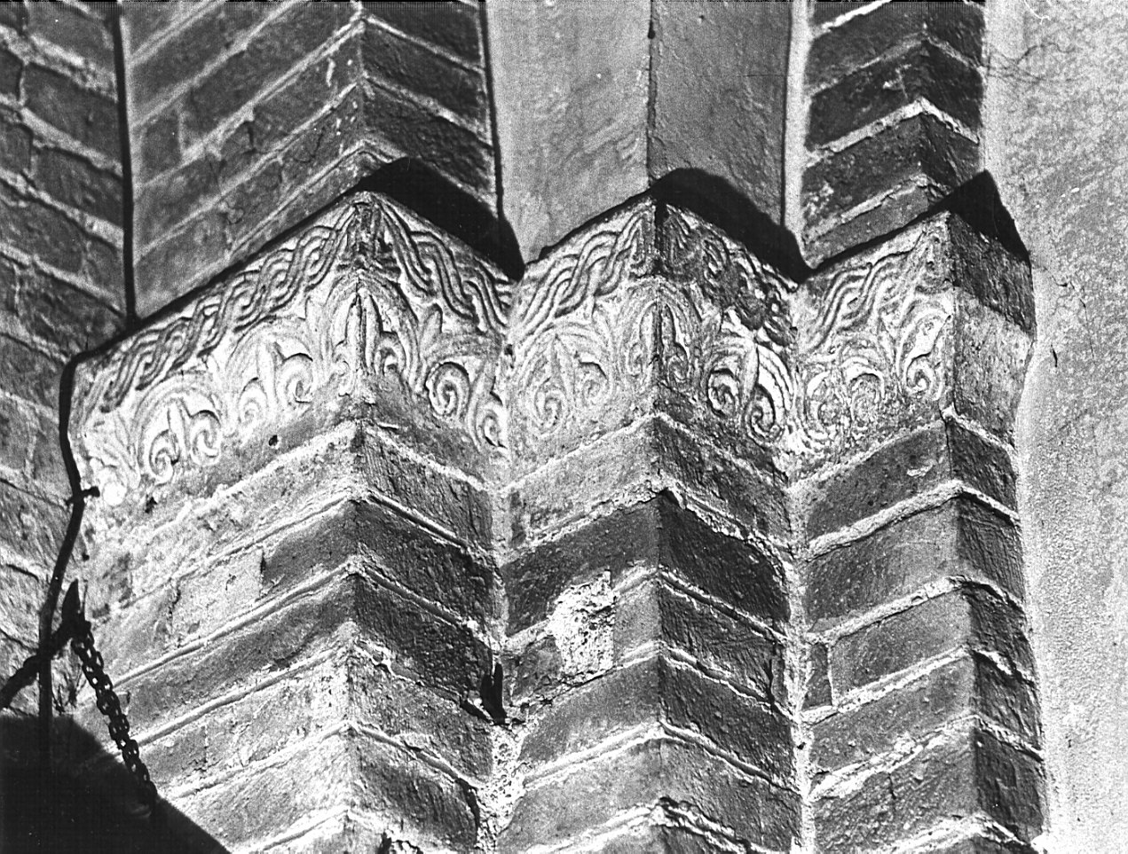 capitello, serie - bottega lombarda (sec. XII)