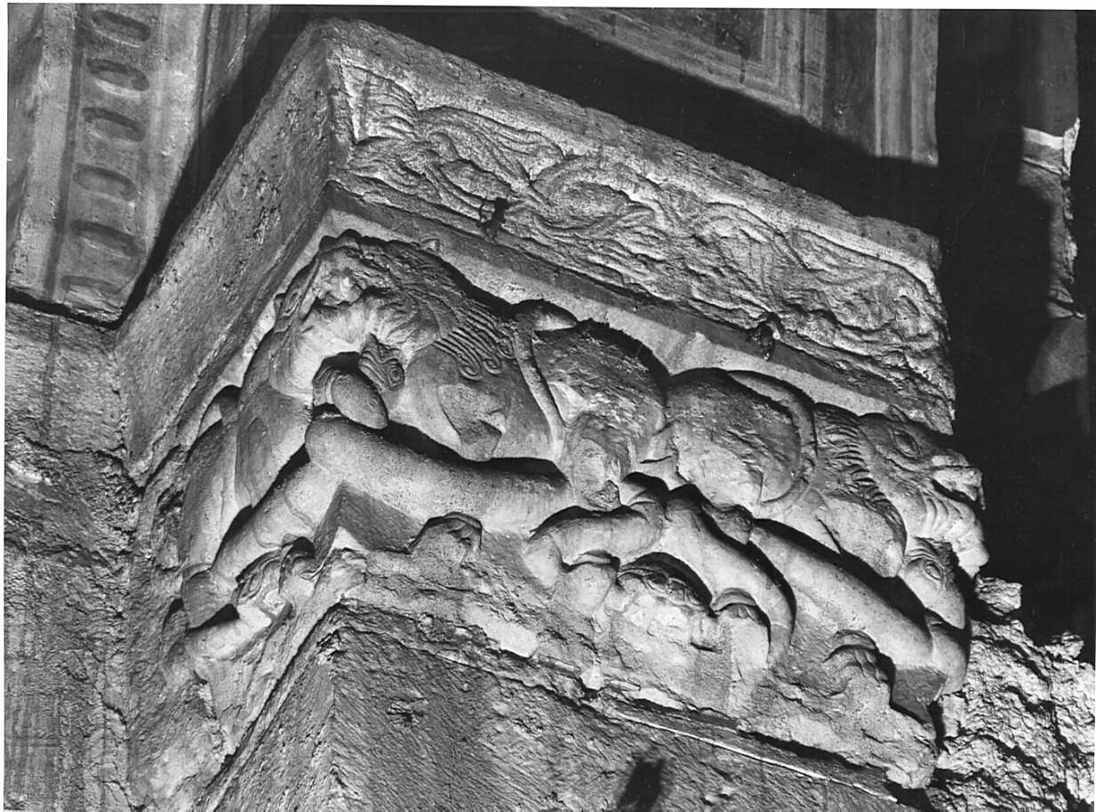 animali fantastici (capitello, opera isolata) - bottega lombarda (seconda metà sec. XII)