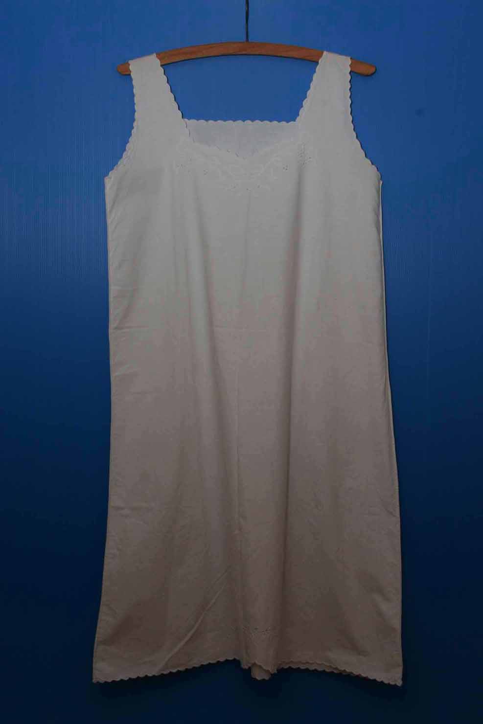 camicia da giorno - produzione marchigiana (secc. XIX/ XX)