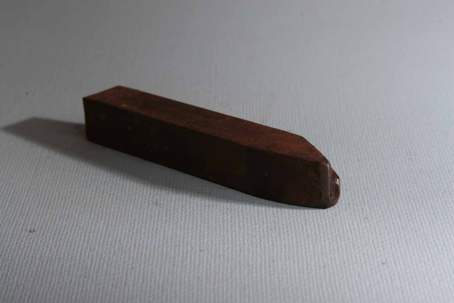 carattere da impressione, lettera J - produzione marchigiana (secc. XIX/ XX)