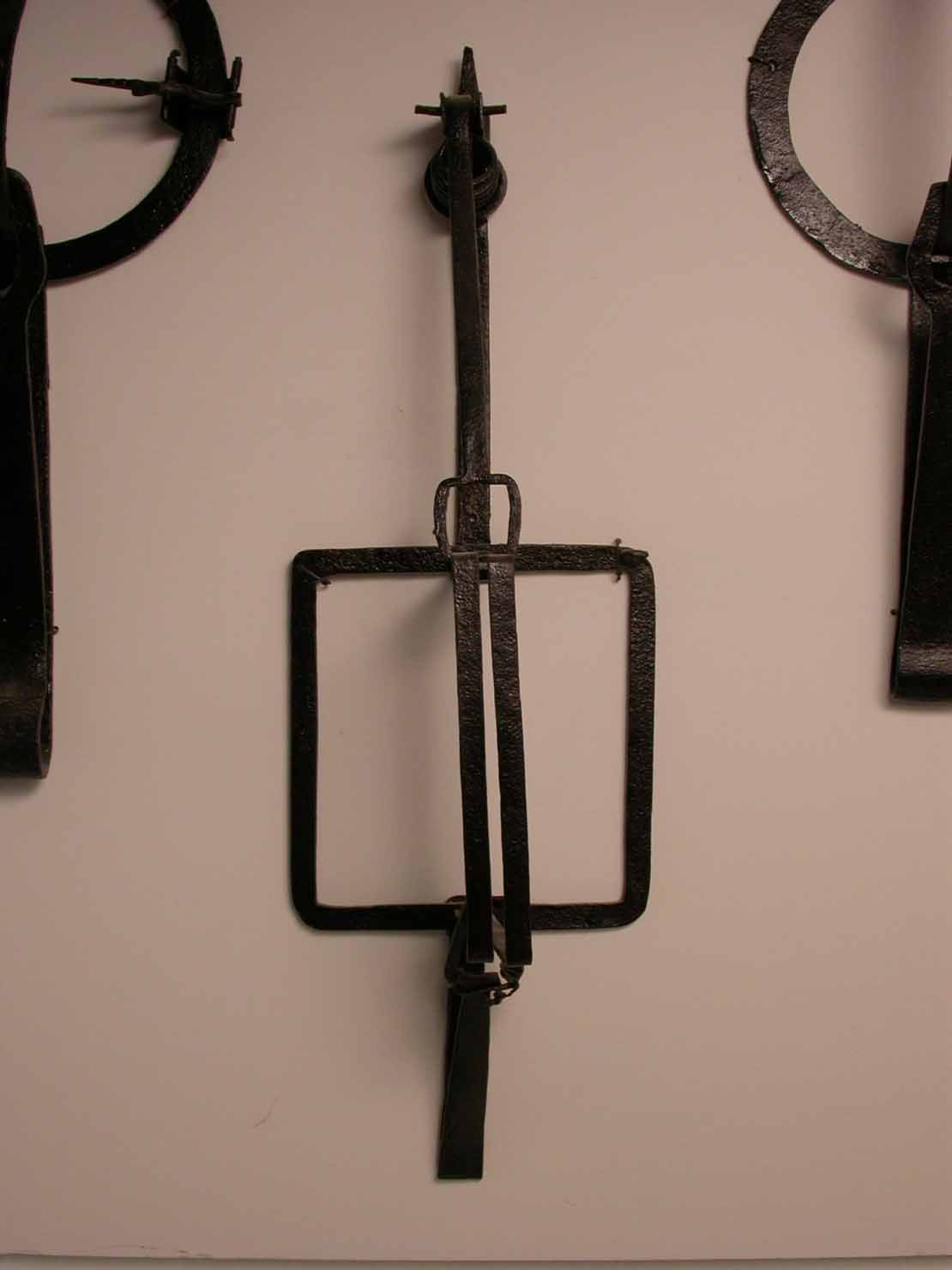 tagliola per grossi animali - ambito marchigiano (sec. XX prima metà)