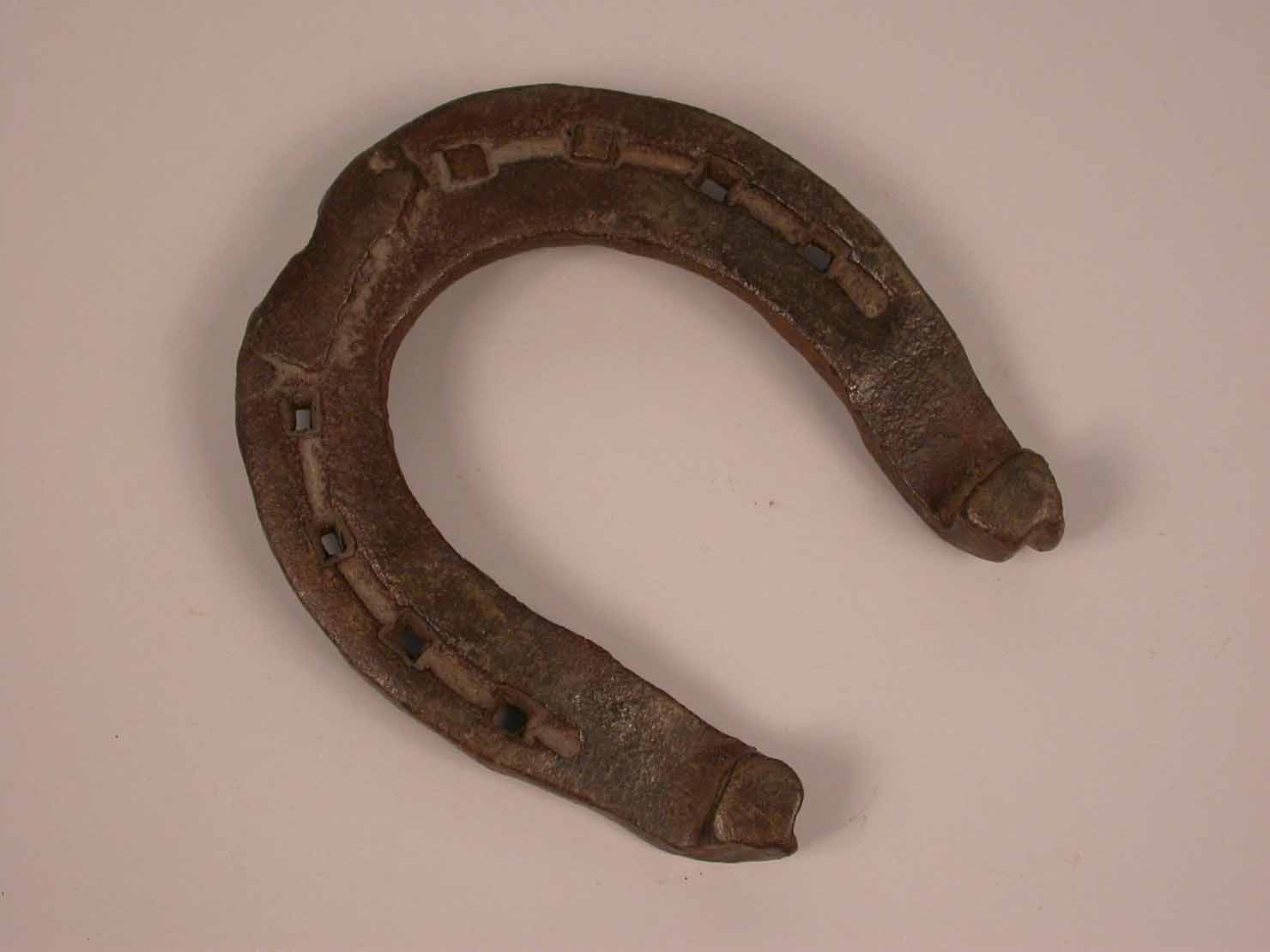 ferro di cavallo - produzione marchigiana (sec. XX prima metà)