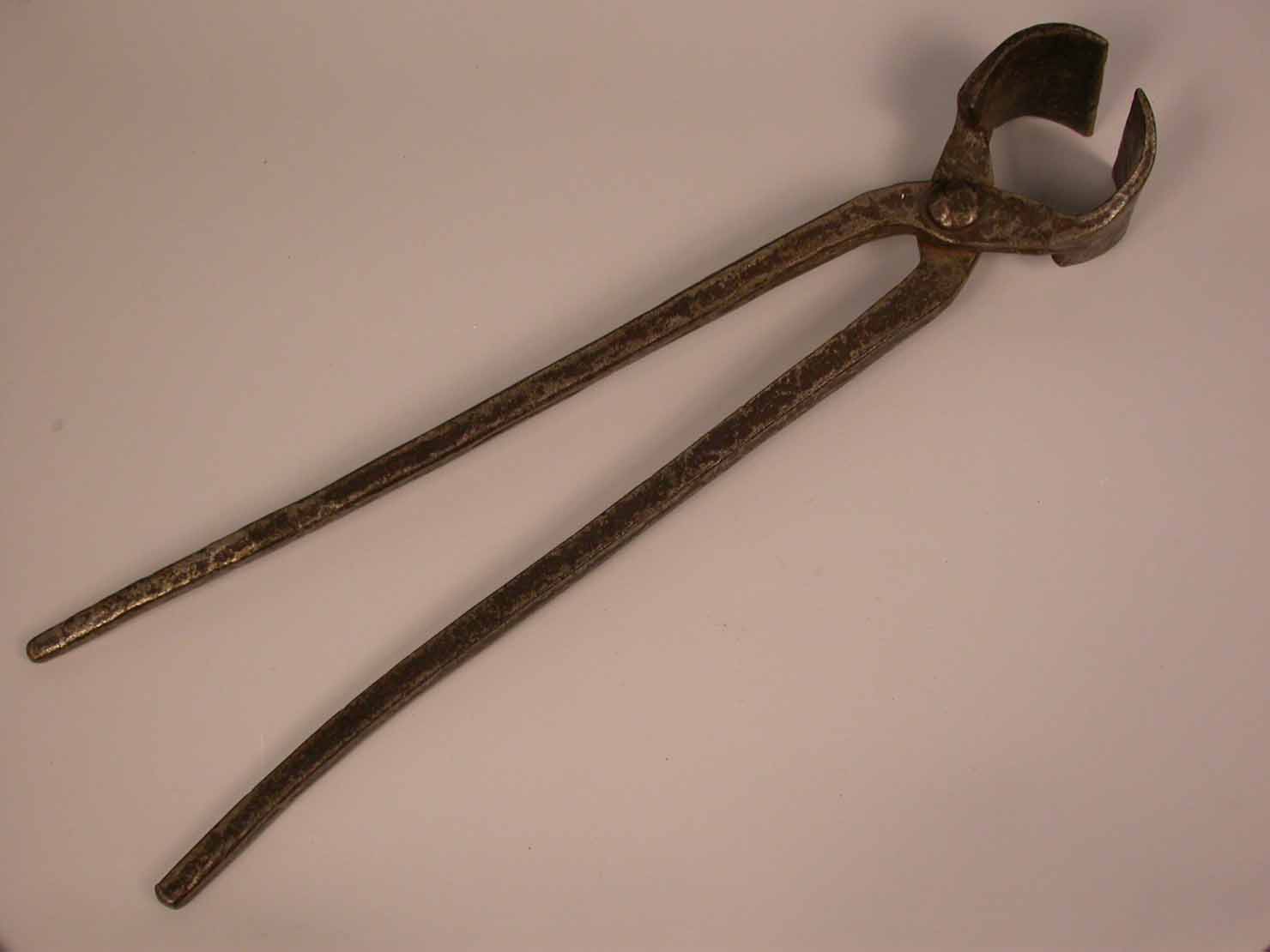 tenaglia - produzione marchigiana (sec. XX prima metà)