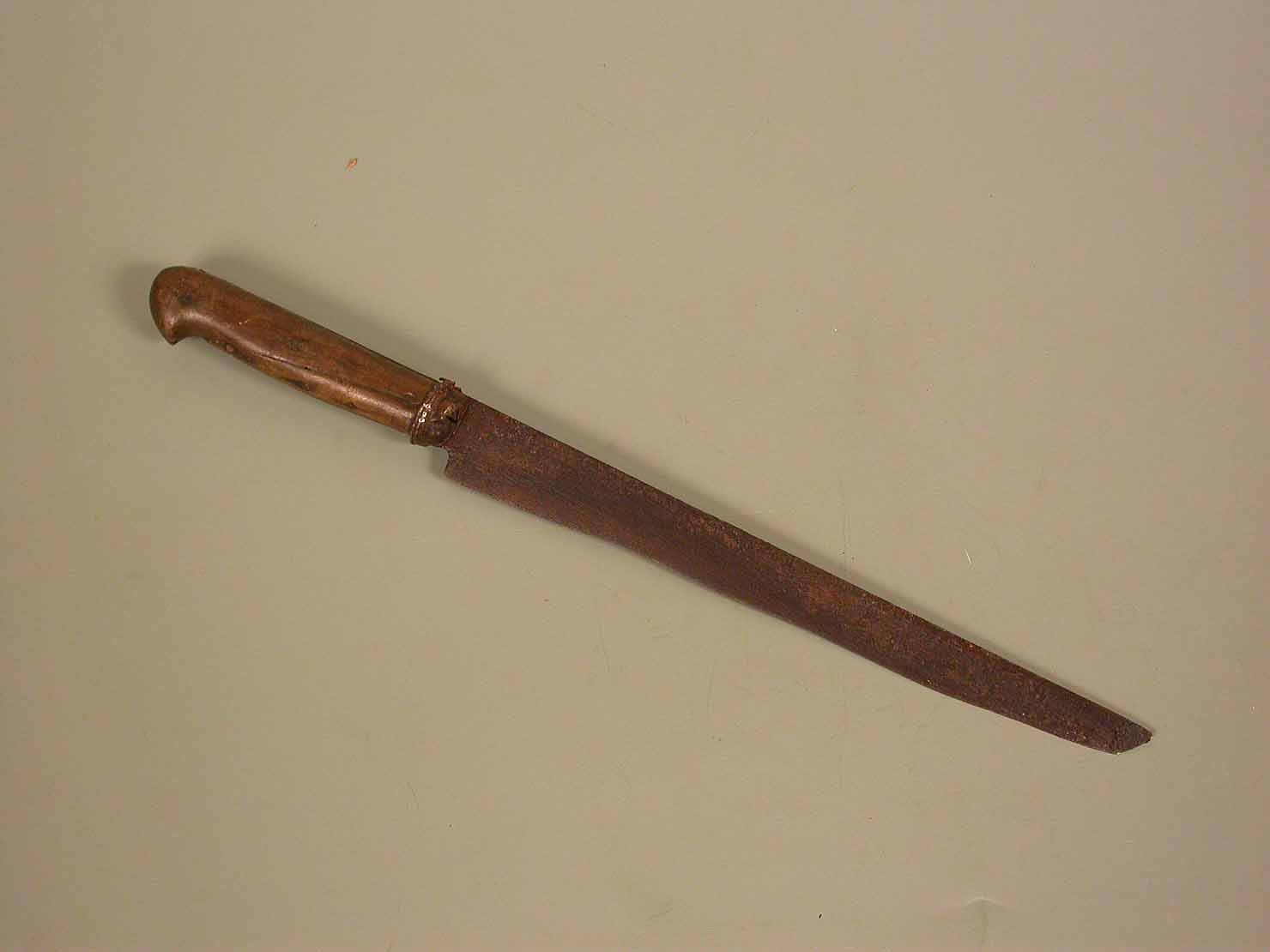 coltello - produzione marchigiana (sec. XX prima metà)