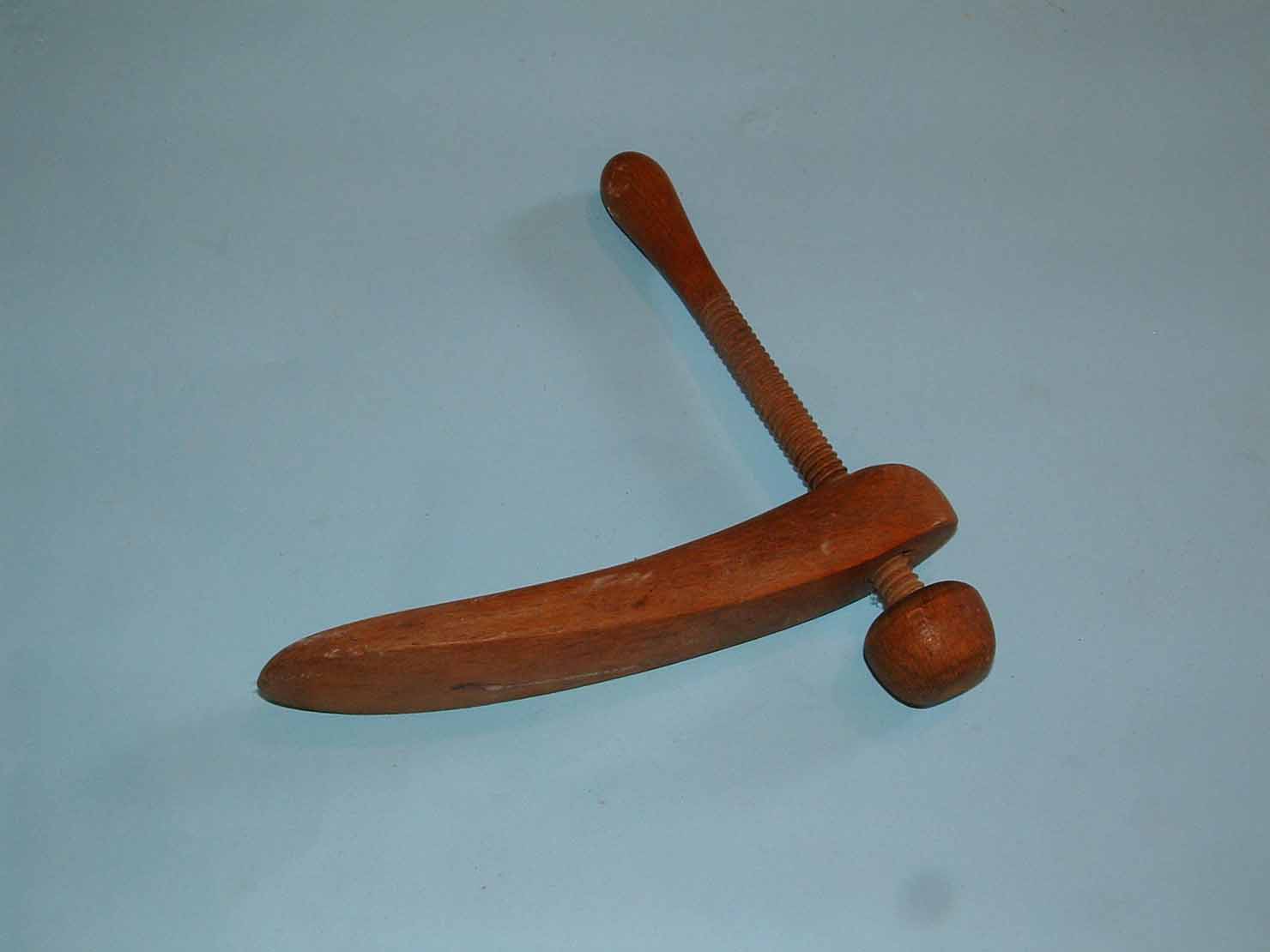 forma per scarpe - produzione marchigiana (secc. XIX/ XX)