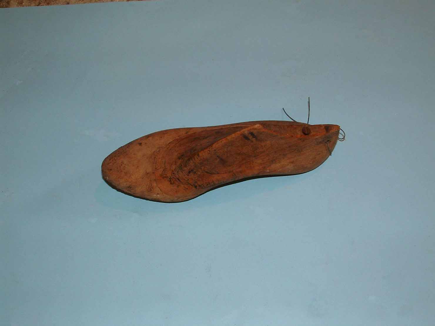 forma per scarpe - produzione marchigiana (secc. XIX/ XX)