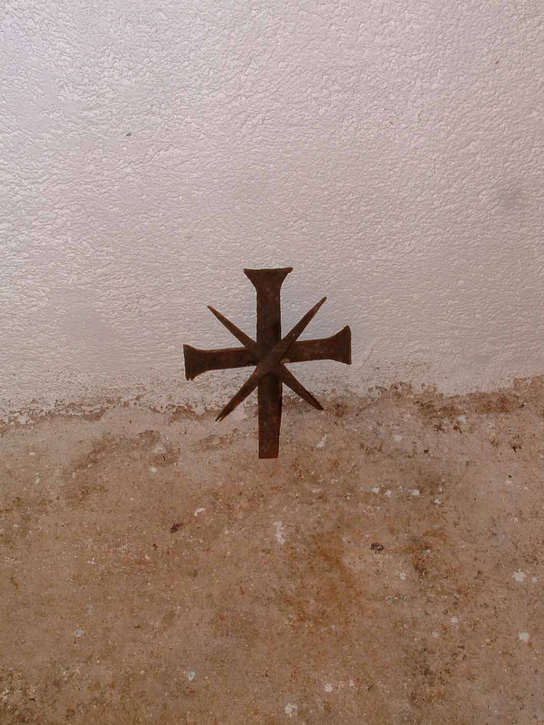 croce cimiteriale - produzione marchigiana (secc. XIX/ XX)