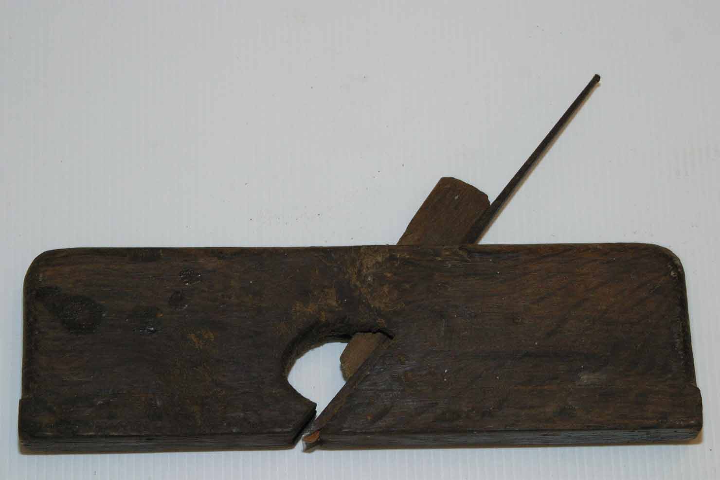 sponderuola piatta - produzione marchigiana (secc. XIX/ XX)