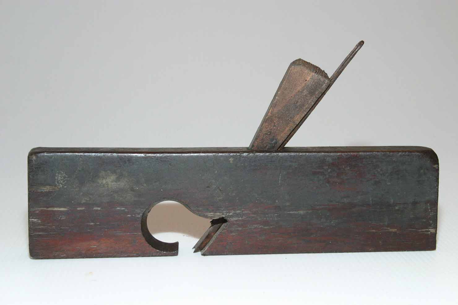 sponderuola piatta - produzione marchigiana (secc. XIX/ XX)